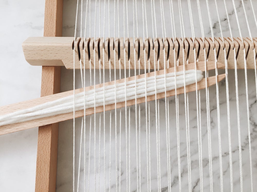 Hand weaving loom kit - Medium (with a PDF weaving for beginners booklet)