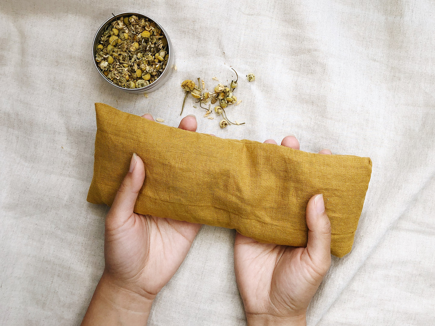 Refillable Handmade Herbs Eye Pillow - Relieve pressure and pain