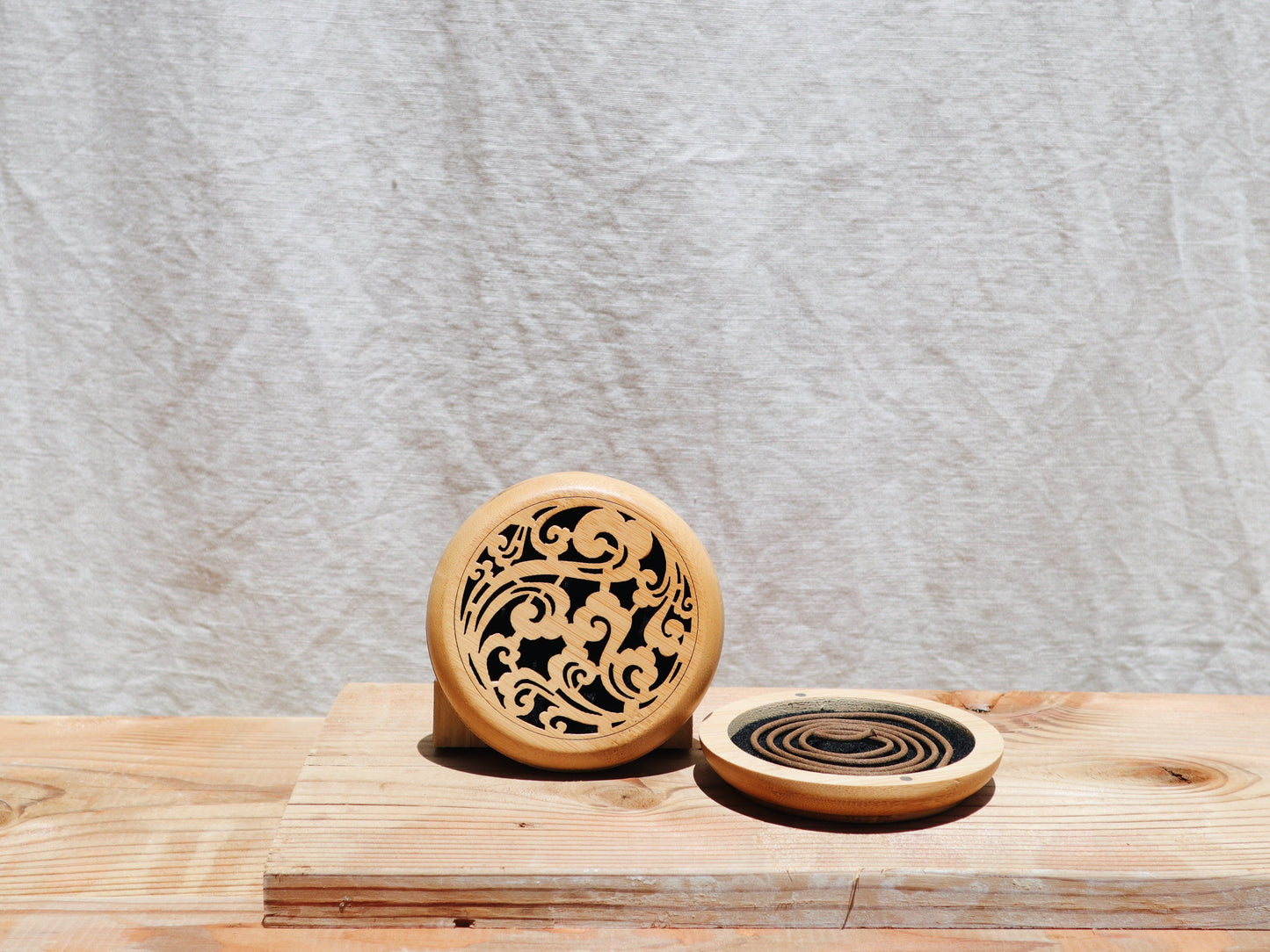 Bamboo coil incense box